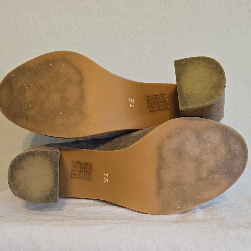 Jeffrey Campbell "Cors" Taupe Lace-Up Suede Booties. Size 7.5M Gently Worn - Picture 8 of 15